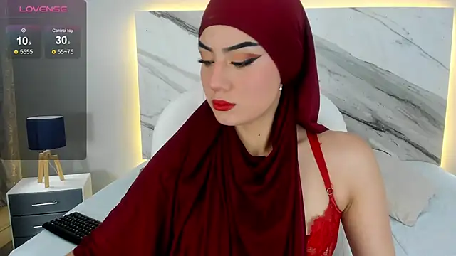 Snapshot of fatimarab chatting on 03.19.25 fatimarab online show from 03.19.25