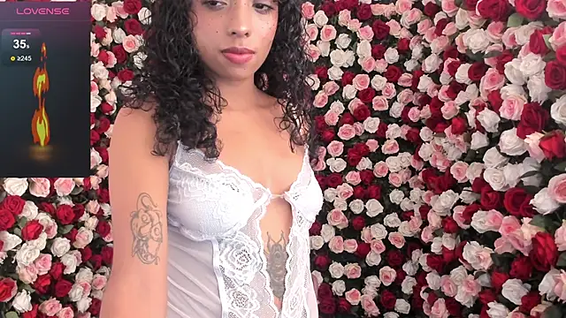 Ariella Ruiz online show from 01.07.25