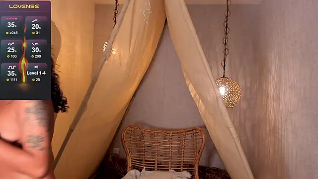 Ariella Ruiz online show from 01.10.25