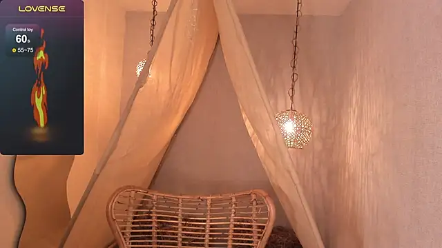 Ariella Ruiz online show from 01.16.25