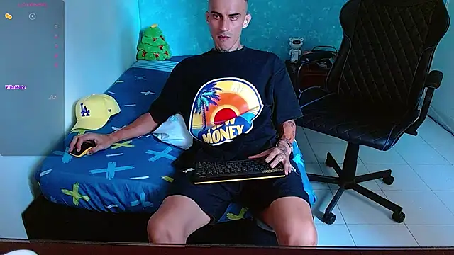 bray hotboy777 online show from 12.22.24