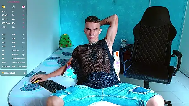 bray hotboy777 online show from 01.02.25