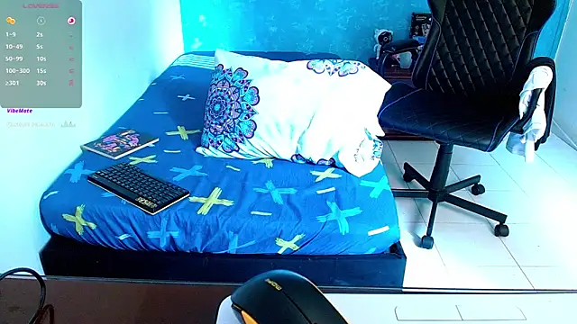 bray hotboy777 online show from 03.09.25