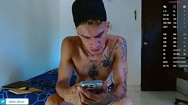 Snapshot of bray_hotboy777 chatting on 06.27.26 bray hotboy777 online show from 06.27.26