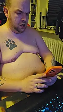 Snapshot of PupW0lfy chatting on 01.17.26 PupW0lfy online show from 01.17.26