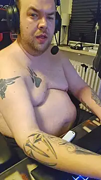 Snapshot of PupW0lfy chatting on 02.04.26 PupW0lfy online show from 02.04.26