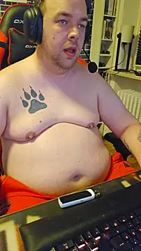Snapshot of PupW0lfy chatting on 02.15.26 PupW0lfy online show from 02.15.26