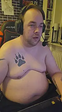 Snapshot of PupW0lfy chatting on 02.21.26 PupW0lfy online show from 02.21.26