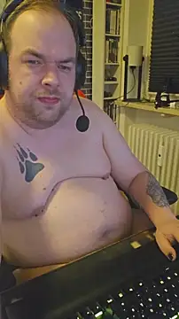 Snapshot of PupW0lfy chatting on 02.22.26 PupW0lfy online show from 02.22.26