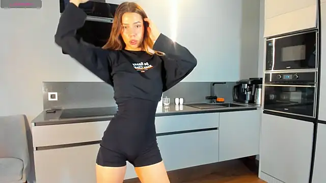 PeachMilla online show from 09.23.25
