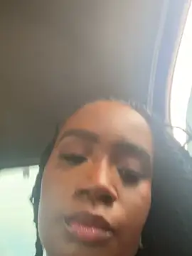 Snapshot of Britanymooree chatting on 03.04.26 Britanymooree online show from 03.04.26