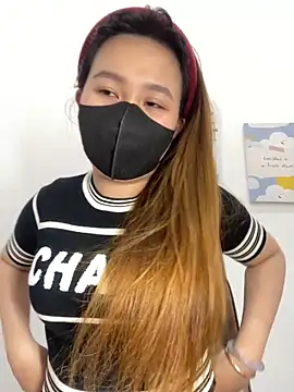 Odette68 online show from 10.21.25