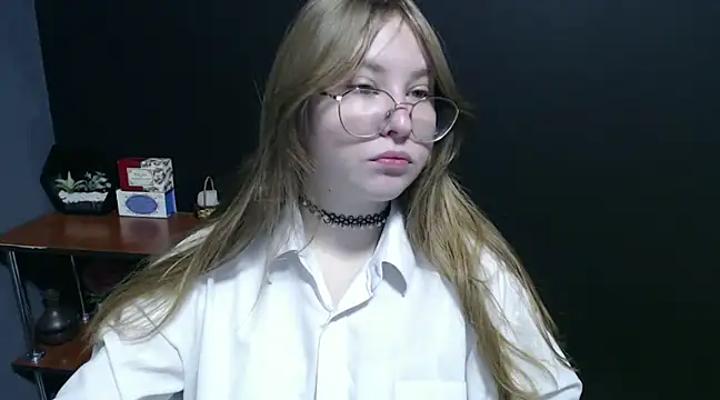 lady minx online show from 01.27.25