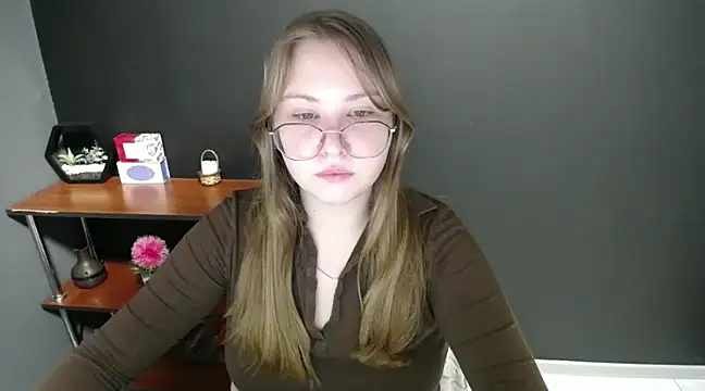 lady minx online show from 02.07.25
