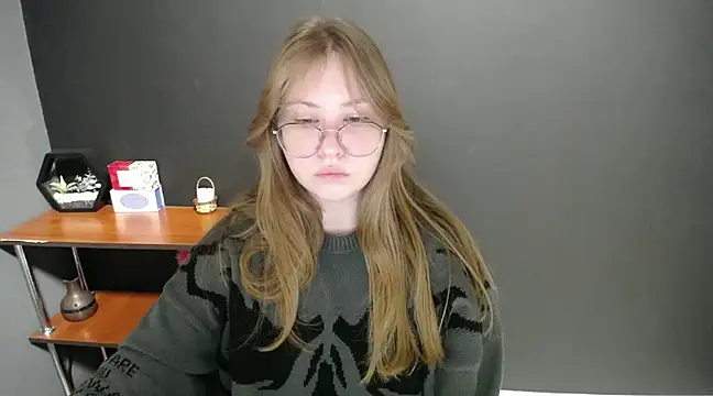 lady minx online show from 02.10.25