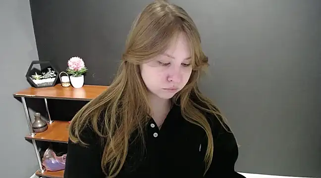 lady minx online show from 02.24.25