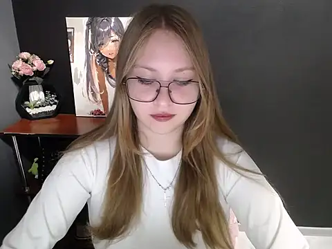 Snapshot of lady_minx chatting on 10.26.25 lady minx online show from 10.26.25