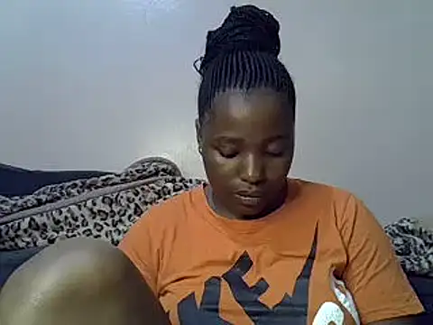 Snapshot of sweet_gal01 chatting on 01.08.25 sweet gal01 online show from 01.08.25