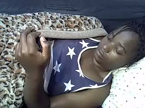 Snapshot of sweet_gal01 chatting on 01.22.25 sweet gal01 online show from 01.22.25