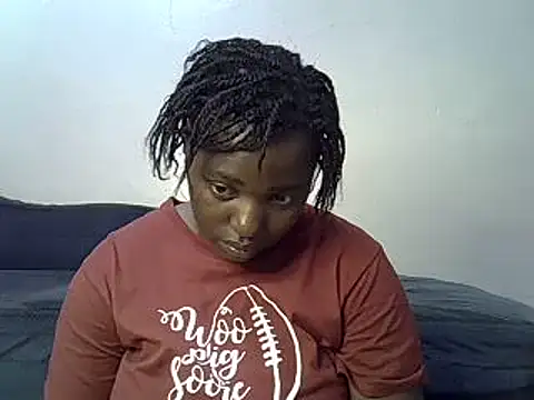 Snapshot of sweet_gal01 chatting on 01.25.25 sweet gal01 online show from 01.25.25