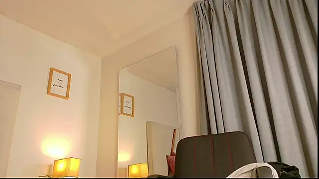 Snapshot of AbbyWathson chatting on 03.05.25 AbbyWathson online show from 03.05.25