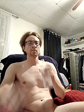 Snapshot of bigdickbri8 chatting on 10.26.25 bigdickbri8 online show from 10.26.25