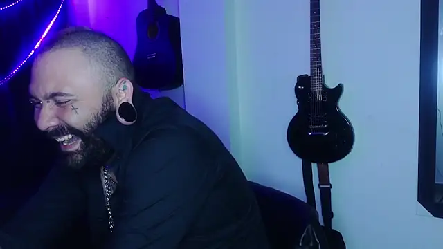 Snapshot of darkclothes chatting on 12.24.24 darkclothes online show from 12.24.24