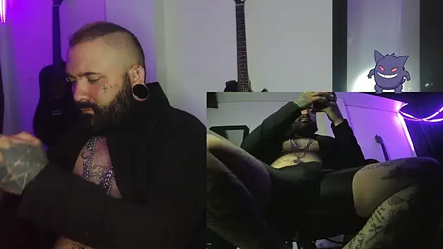 Snapshot of darkclothes chatting on 12.31.24 darkclothes online show from 12.31.24