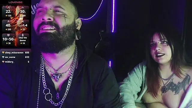 Snapshot of darkclothes chatting on 10.15.25 darkclothes online show from 10.15.25