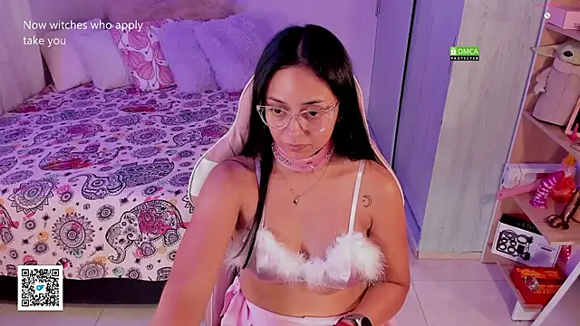 Aleja24Evans online show from 12.13.24