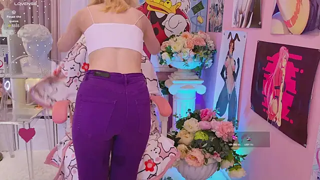 Snapshot of Coconut_Mia chatting on 12.05.24 Coconut Mia online show from 12.05.24