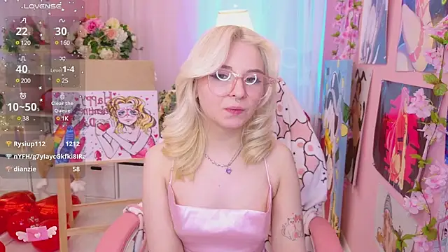 Snapshot of Coconut_Mia chatting on 02.10.25 Coconut Mia online show from 02.10.25