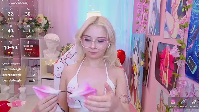 Snapshot of Coconut_Mia chatting on 02.11.25 Coconut Mia online show from 02.11.25