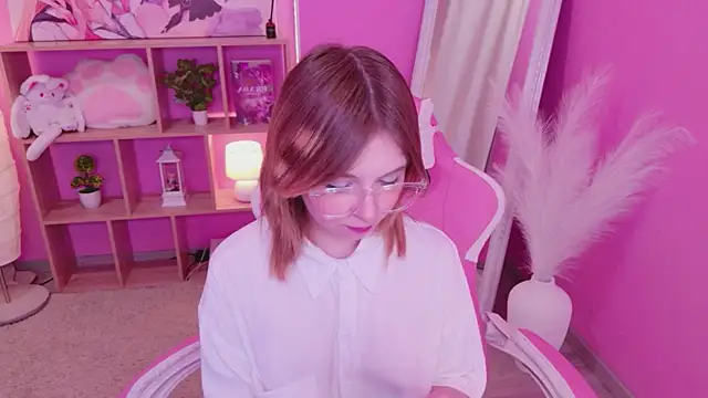 Coconut Mia online show from 06.28.26