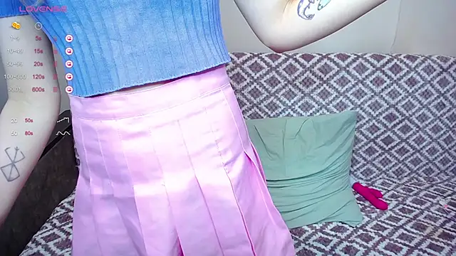 Olivia Graceee online show from 12.22.24