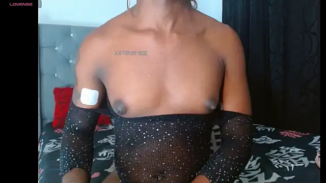 Snapshot of klarwillians chatting on 10.24.25 klarwillians online show from 10.24.25