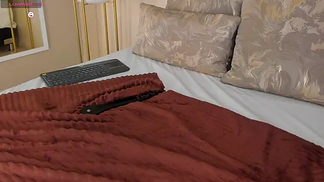 AylinMillerxs online show from 02.13.25