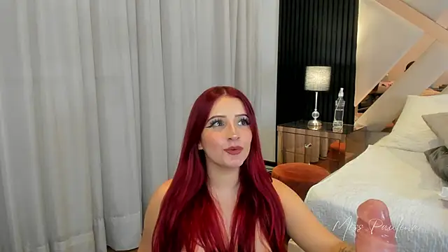 misspaulinaa online show from 03.15.25