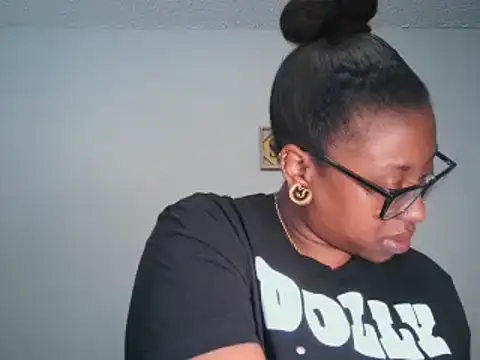 Nyxie Chaos online show from 02.21.25