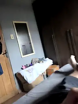 Snapshot of novinho_rosado chatting on 09.27.25 novinho rosado online show from 09.27.25