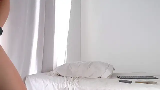 aryalovejoy online show from 09.15.25