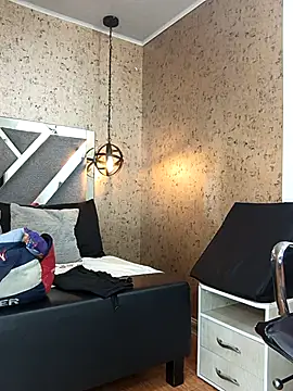 Snapshot of Michelle_Brito1 chatting on 02.14.25 Michelle Brito1 online show from 02.14.25