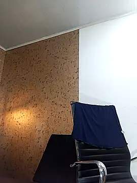 Snapshot of Michelle_Brito1 chatting on 02.27.25 Michelle Brito1 online show from 02.27.25