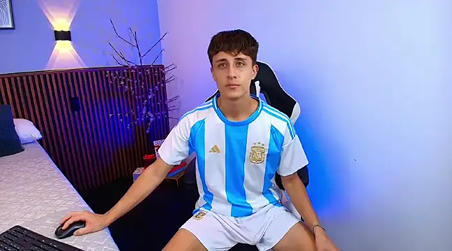 JoseloEvans online show from 01.01.25