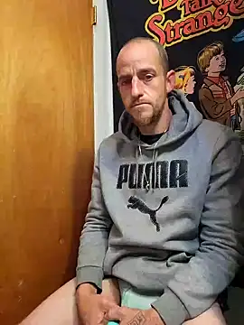 Snapshot of 5g4ever chatting on 01.23.25 5g4ever online show from 01.23.25