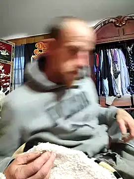 Snapshot of 5g4ever chatting on 02.01.25 5g4ever online show from 02.01.25