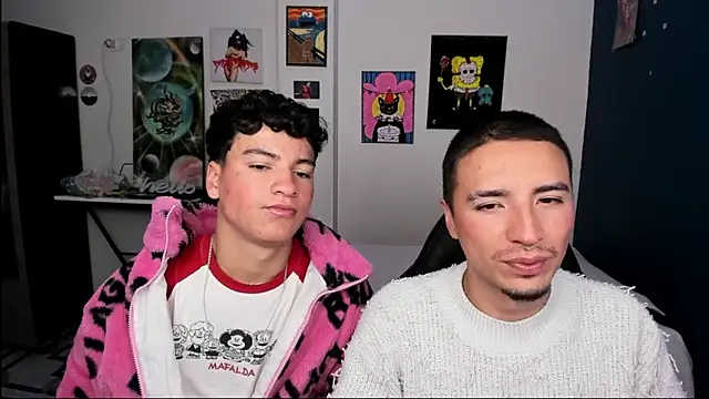 Snapshot of sweet_boys_xx chatting on 09.22.25 sweet boys xx online show from 09.22.25