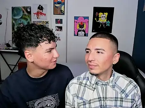 Snapshot of sweet_boys_xx chatting on 09.26.25 sweet boys xx online show from 09.26.25