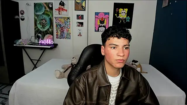 Snapshot of sweet_boys_xx chatting on 10.05.25 sweet boys xx online show from 10.05.25