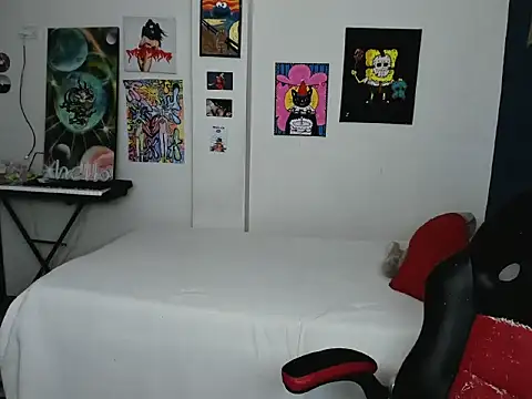 Snapshot of sweet_boys_xx chatting on 10.22.25 sweet boys xx online show from 10.22.25